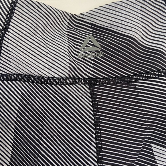 Adidas/Reebok Patterned High Rise Tights - Picture 3 of 3